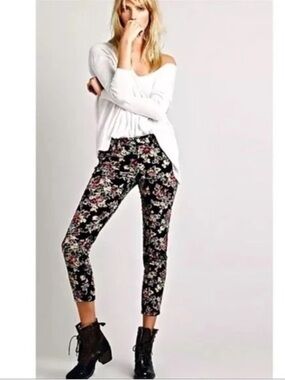 Free People Black Floral Corduroy Pants Sz 29